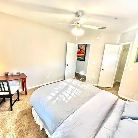 2 Bed Apt 10 Mins To Jacksonville Beach Exterior photo