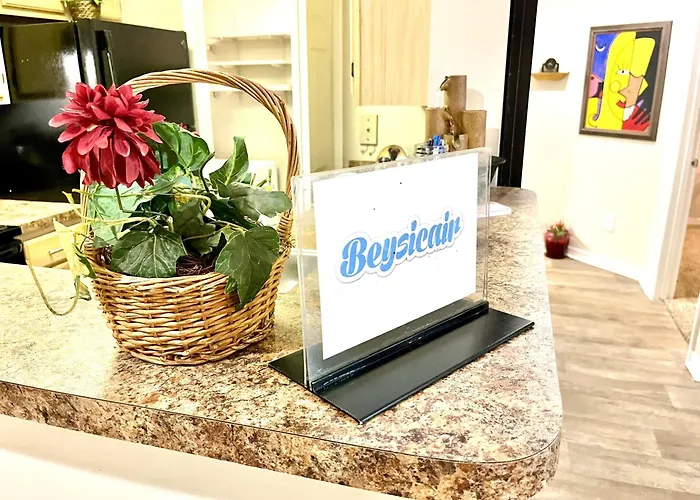 2 Bed Apt 10 Mins To Jacksonville Beach