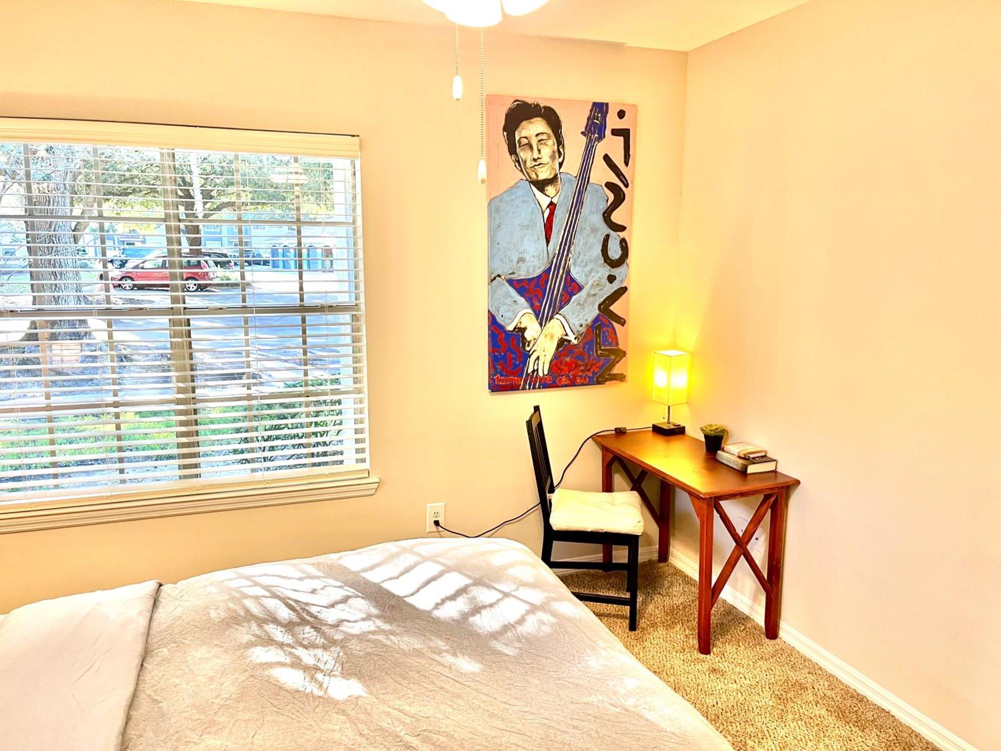 2 Bed 10 Mins To Apartment