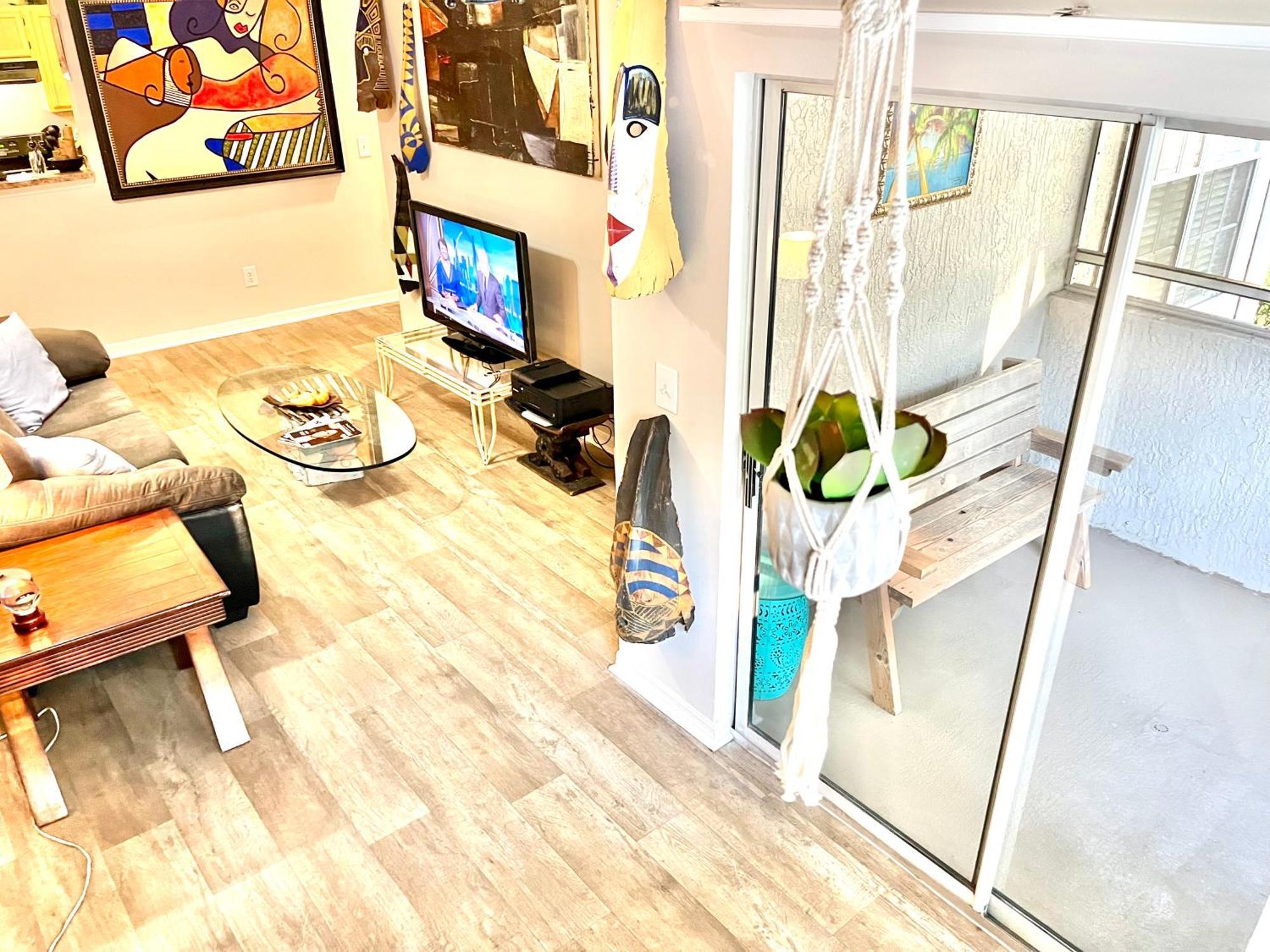 2 Bed 10 Mins To Apartment