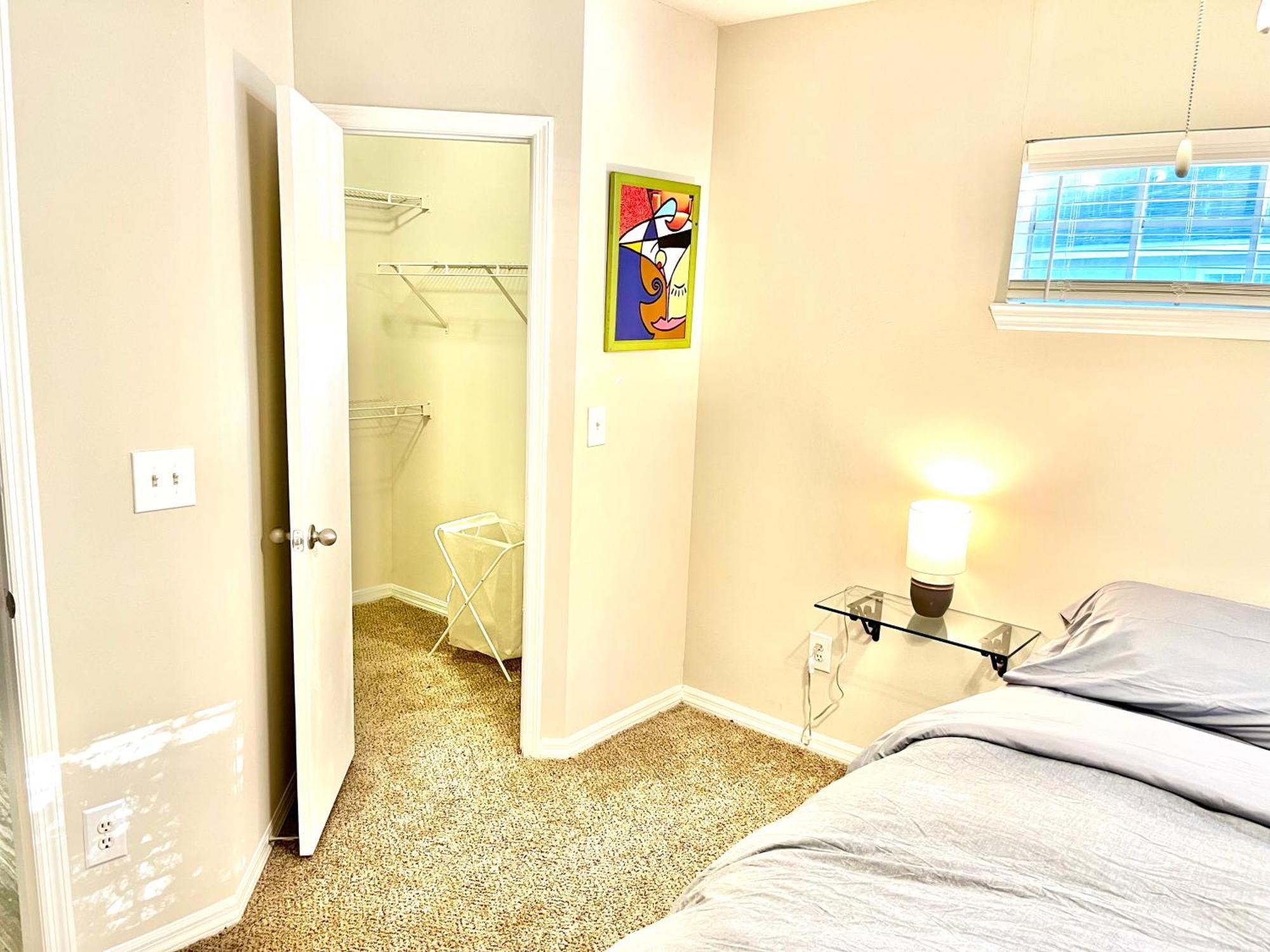 Apartment 2 Bed 10 Mins To *