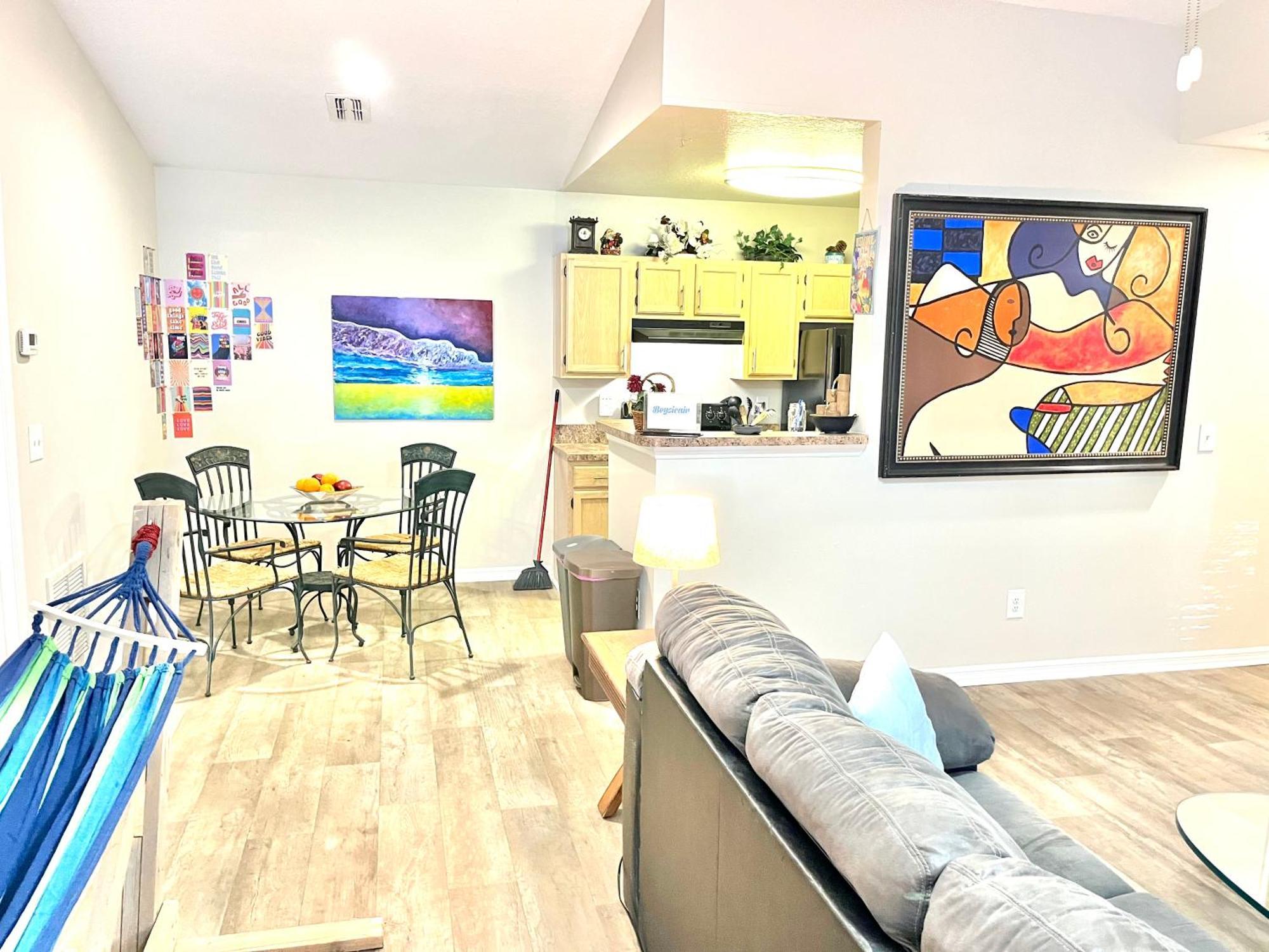 Apartment 2 Bed 10 Mins To *