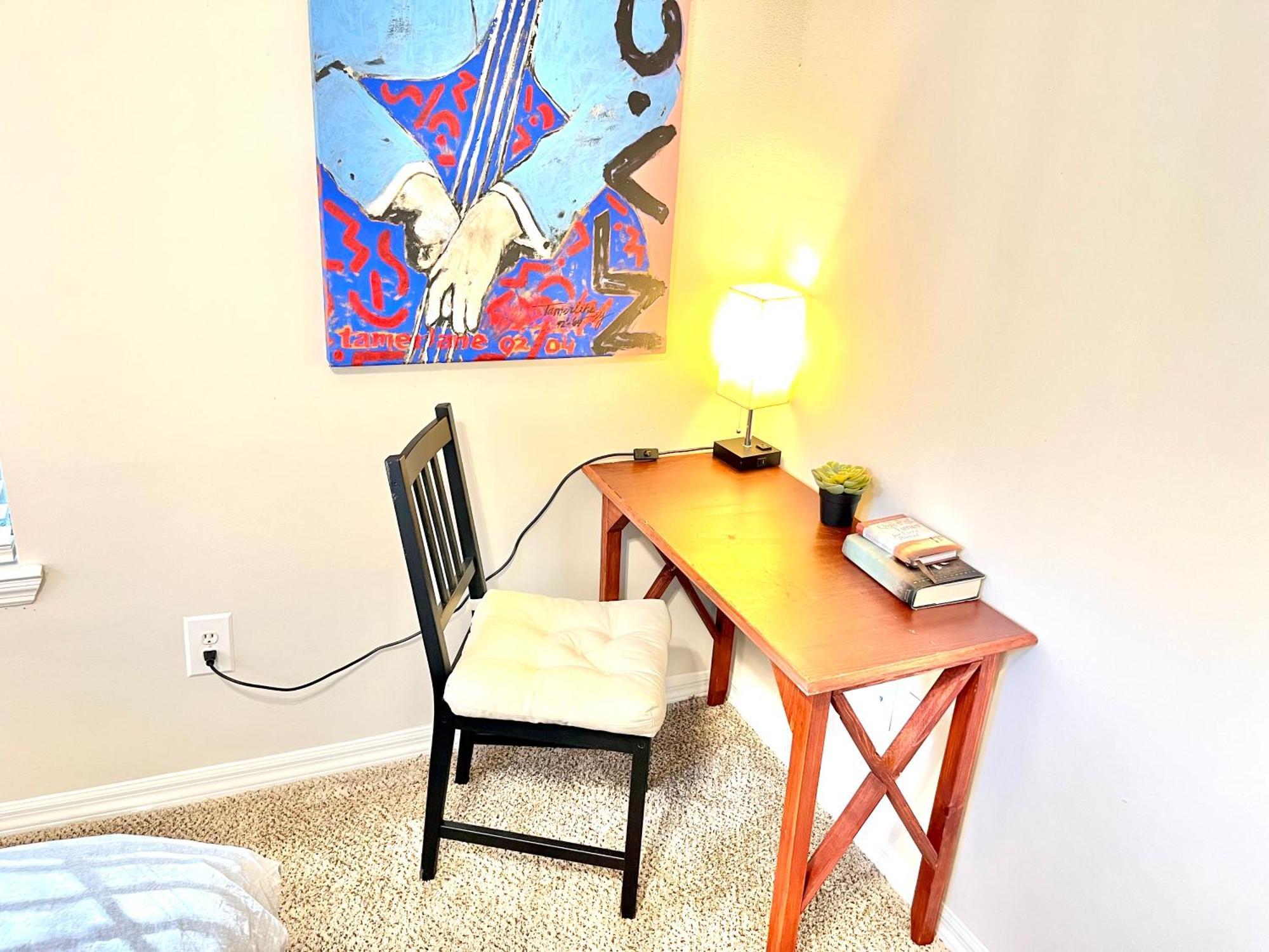 2 Bed 10 Mins To * Jacksonville